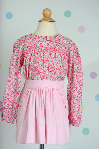 Skirt w/ Scalloped Pockets in Pink Corduroy